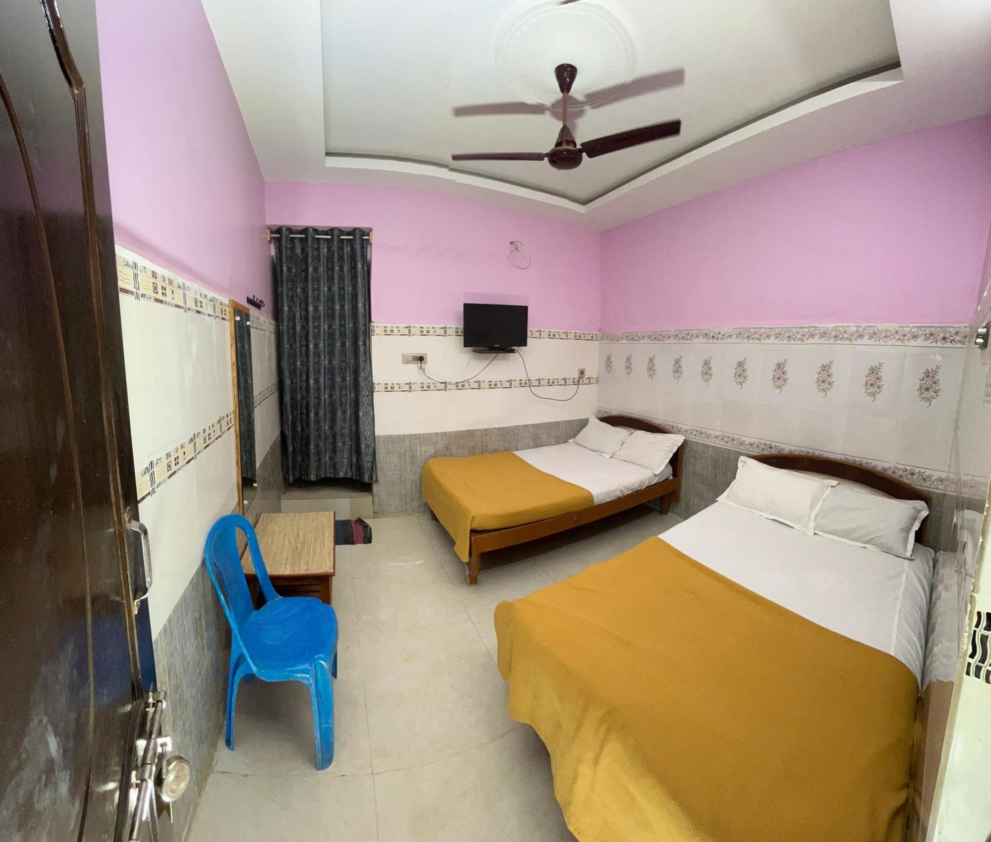 Hotel Chola Lodge Aranthangi Esterno foto