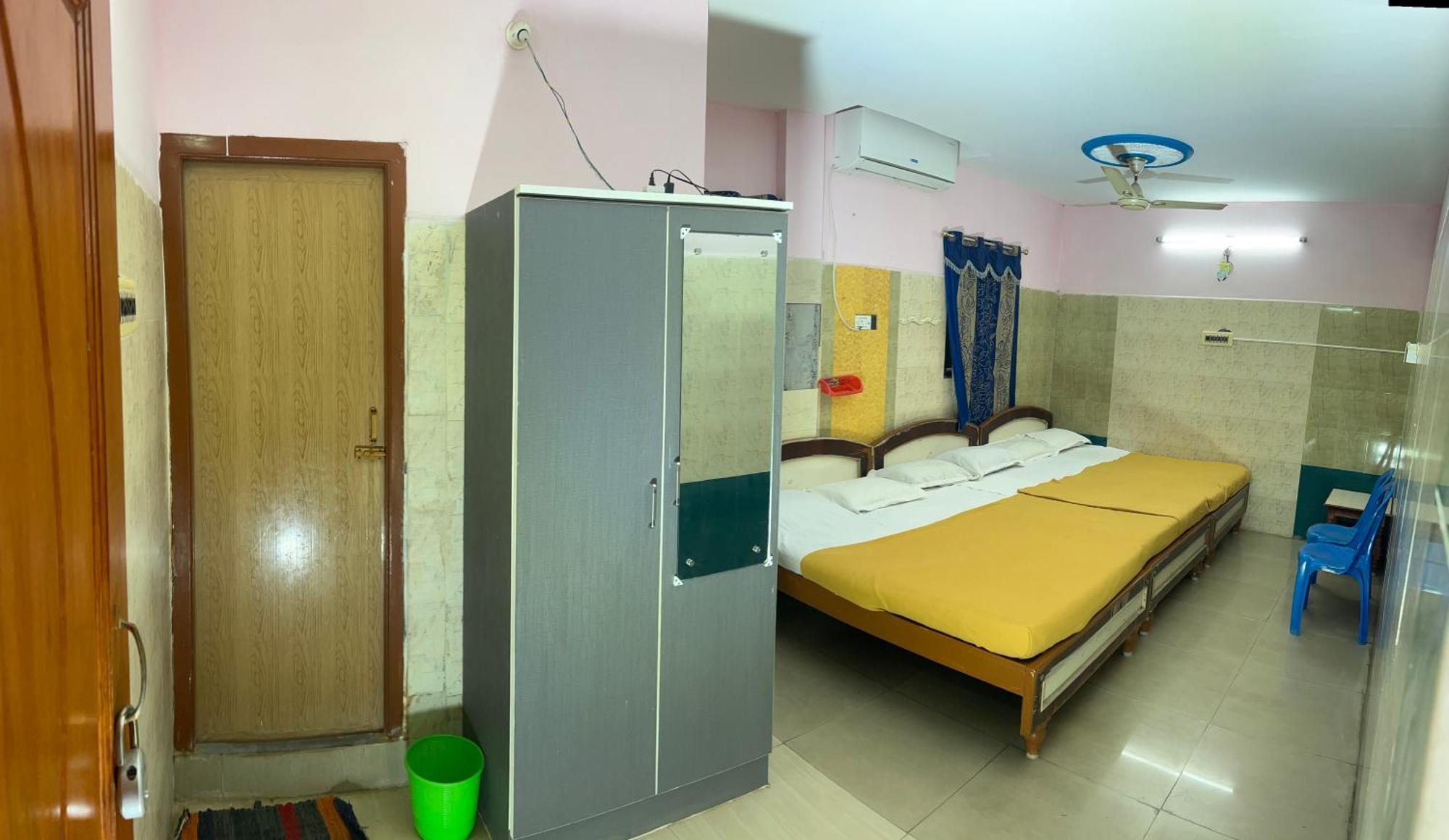 Hotel Chola Lodge Aranthangi Esterno foto