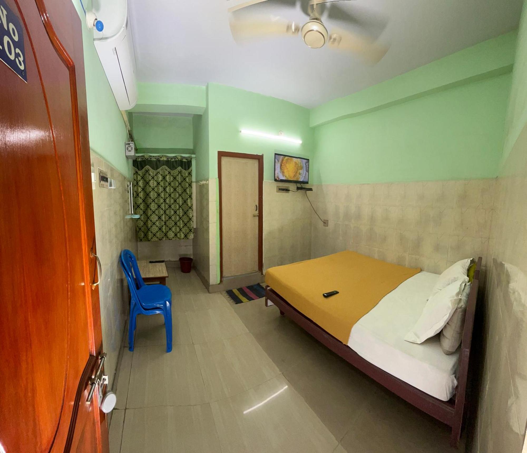 Hotel Chola Lodge Aranthangi Esterno foto