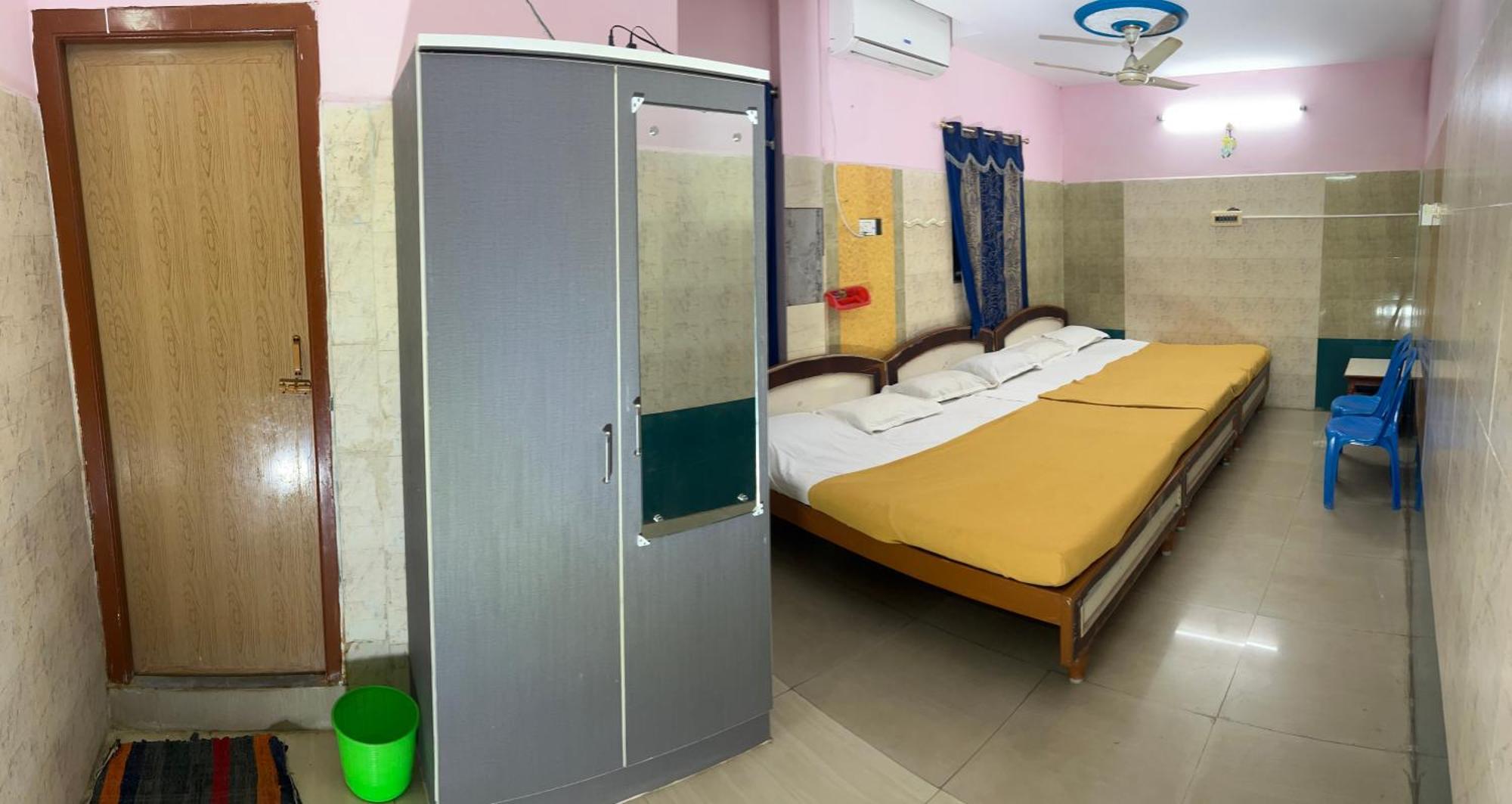 Hotel Chola Lodge Aranthangi Esterno foto